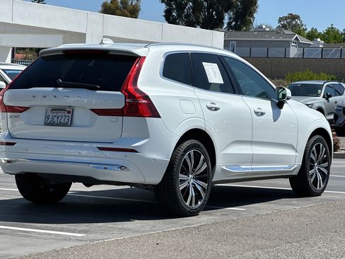 Certified 2023 Volvo XC60 T8 Plus AWD/4WD image 4