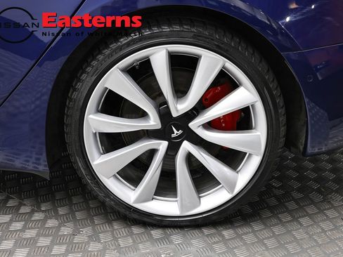 Used 2018 Tesla Model 3 Long Range AWD/4WD image 8