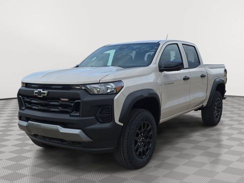 New 2026 Chevrolet Colorado Trail Boss AWD/4WD image 3