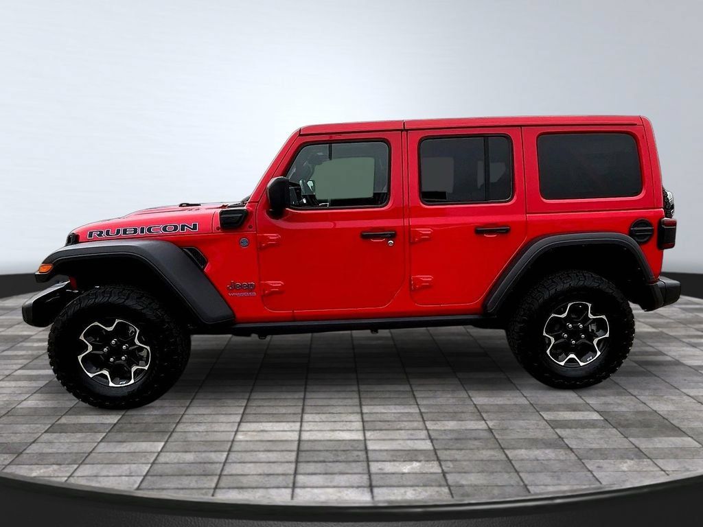 Used 2021 Jeep Wrangler Unlimited Rubicon 4xe w/ Cold Weather Group AWD/4WD image 4