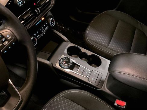 Certified 2025 Ford Escape Active AWD/4WD image 16