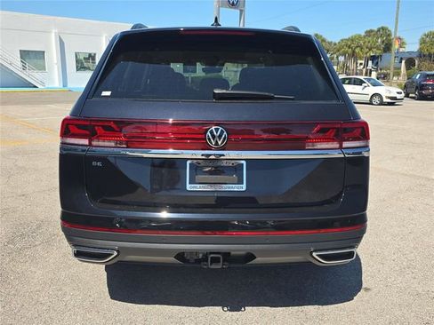 New 2026 Volkswagen Atlas SE image 4
