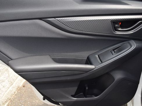 Used 2018 Subaru Crosstrek 2.0i Premium AWD/4WD image 19