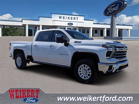 Used 2024 Chevrolet Silverado 3500 LTZ w/ LTZ Plus Package image 1
