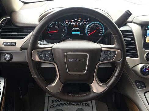 Used 2020 GMC Yukon Denali w/ Open Road Package image 15