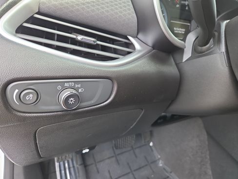 Used 2020 Chevrolet Malibu RS image 24