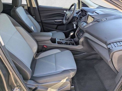 Used 2018 Ford Escape SE w/ Ford Safe & Smart Package image 23