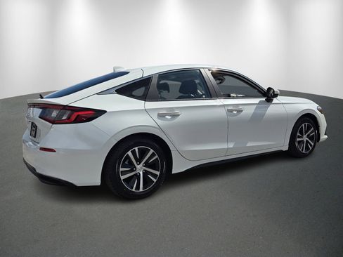 Used 2023 Honda Civic LX image 7