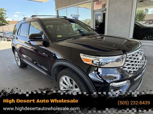 Used 2022 Ford Explorer Platinum w/ Premium Technology Package AWD/4WD image 1