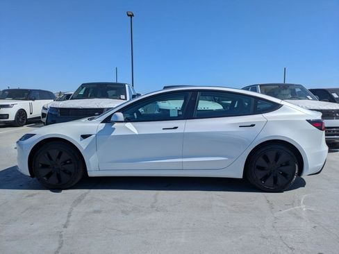Used 2025 Tesla Model 3 Long Range RWD image 9