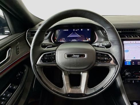 Used 2024 Jeep Grand Cherokee L Overland w/ Advanced Protech Group III image 11