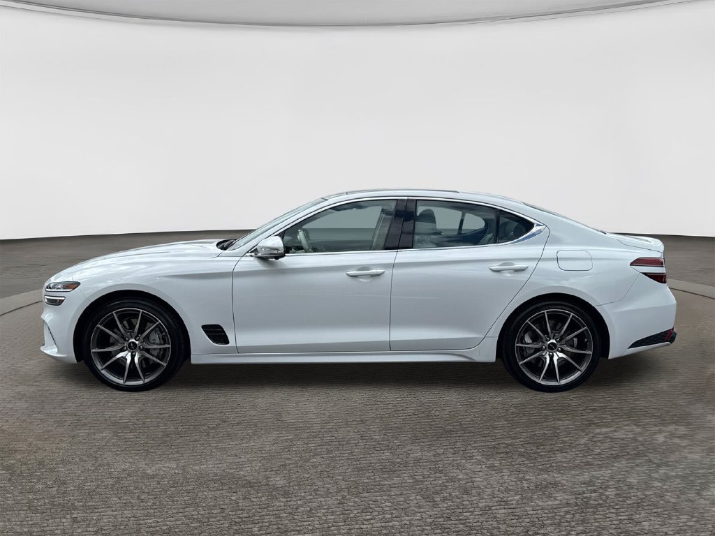 Used 2026 Genesis G70 2.5T Prestige RWD image 4