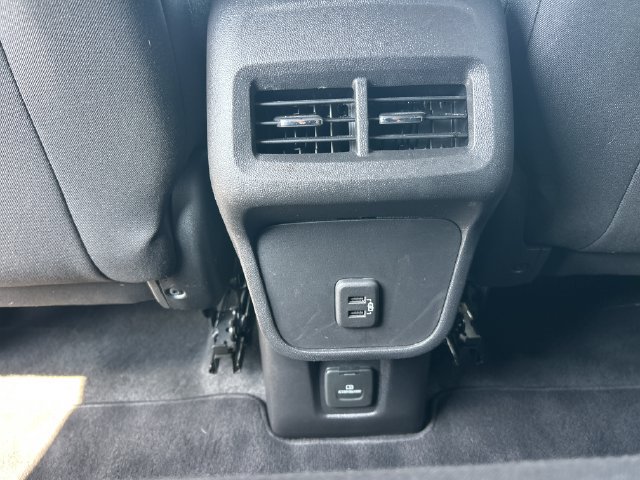 Used 2022 Chevrolet Equinox LT FWD image 25