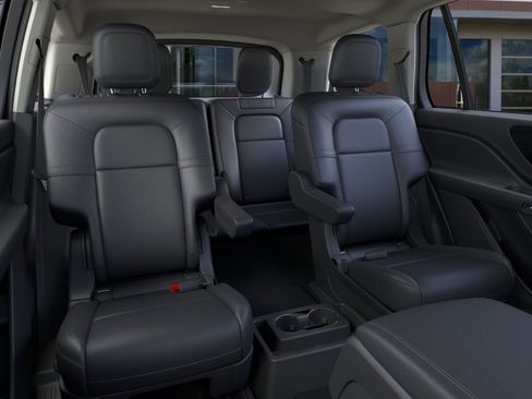 New 2026 Lincoln Aviator AWD image 11