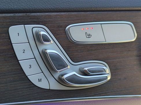 Used 2021 Mercedes-Benz C 300 4MATIC Sedan image 22