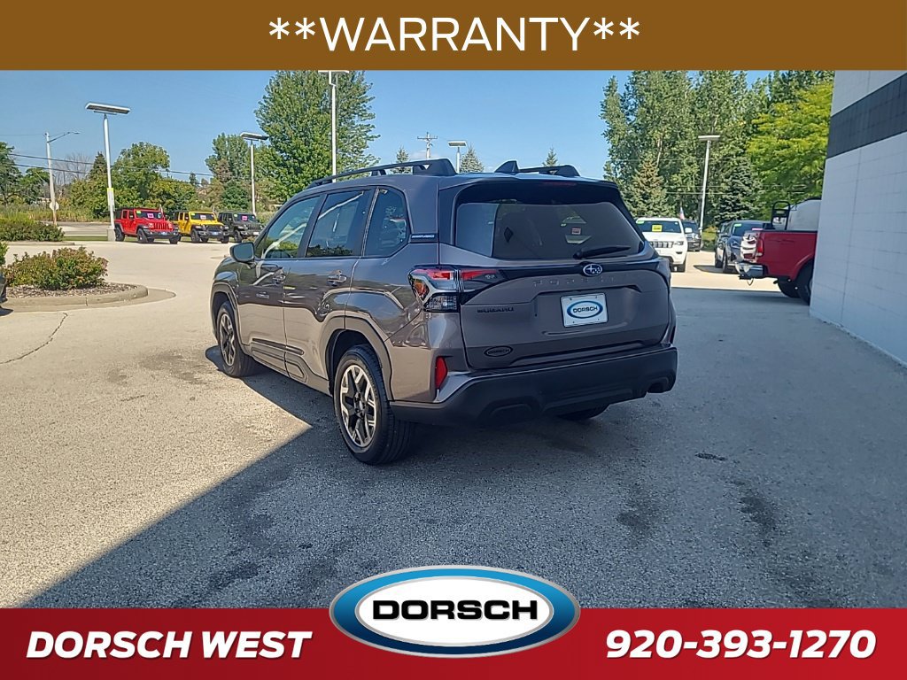Used 2025 Subaru Forester Premium w/ Convenience Package #1 AWD/4WD image 3