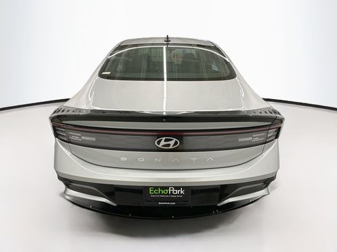 Used 2024 Hyundai Sonata SEL FWD image 7