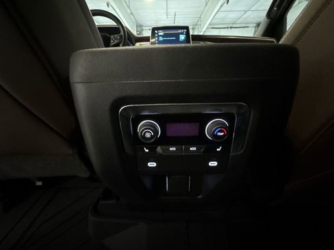 Used 2023 Chevrolet Suburban High Country image 22