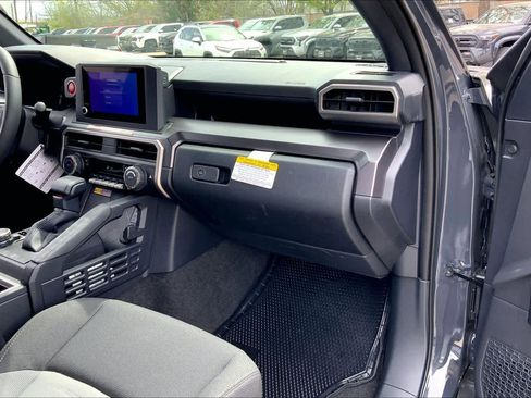 Used 2026 Toyota 4Runner TRD Off-Road image 18