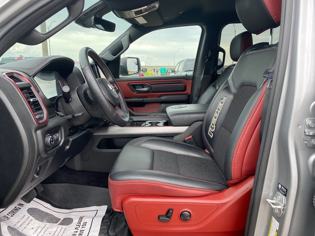 Used 2025 RAM 1500 Rebel AWD/4WD image 17