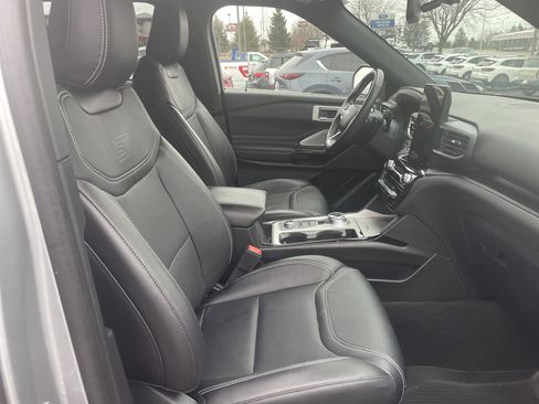 Used 2023 Ford Explorer ST w/ Equipment Group 401A image 14