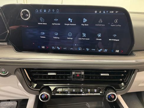 New 2026 Chevrolet Suburban Premier w/ Sun And Tow Package image 15