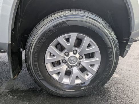 Used 2019 Toyota Tacoma SR5 image 11