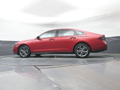 Certified 2023 Honda Accord EX image 35