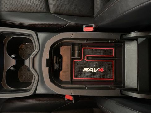 Used 2021 Toyota RAV4 XSE w/ Premium Package image 23