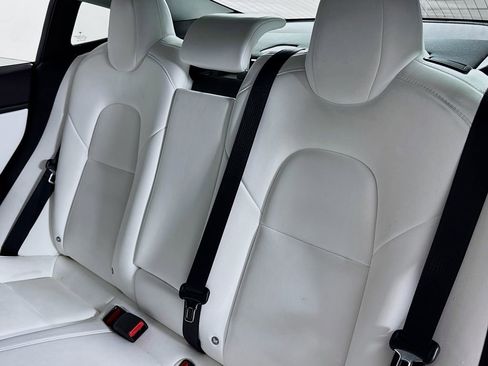 Used 2019 Tesla Model 3 Long Range image 12