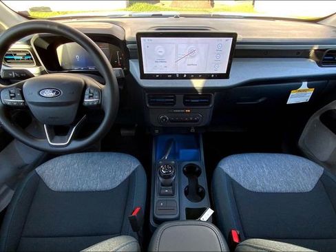 New 2025 Ford Maverick XLT image 5