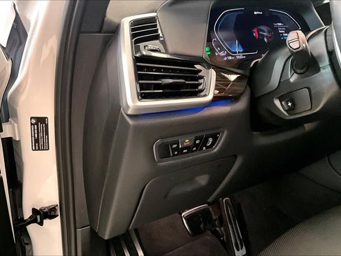 Used 2023 BMW X5 xDrive45e w/ M Sport Package AWD/4WD image 59