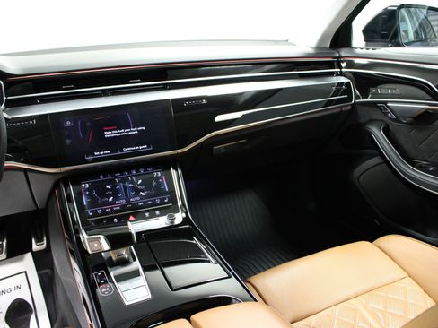 Used 2023 Audi S8 image 19