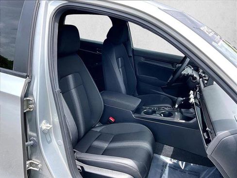 Used 2025 Honda Civic Sport image 9