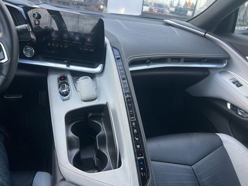 Used 2021 Chevrolet Corvette Stingray Preferred Cpe w/ Z51 Performance Package image 8