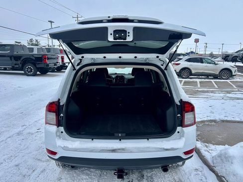 Used 2017 Jeep Compass High Altitude image 14