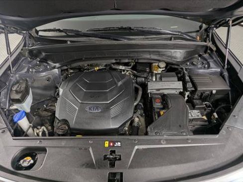 Used 2020 Kia Telluride LX FWD image 34
