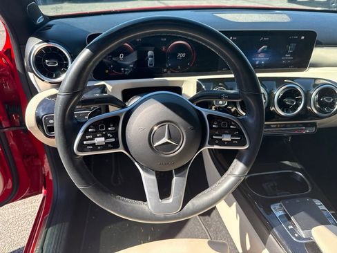 Used 2020 Mercedes-Benz A 220 4MATIC image 12