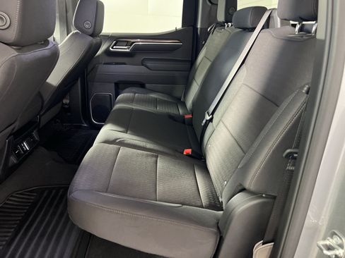 Used 2026 Chevrolet Silverado 1500 LT AWD/4WD image 26