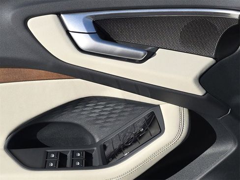 New 2025 Audi A5 2.0T Prestige image 19