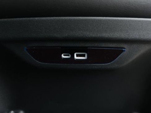 New 2026 Chrysler Pacifica Select w/ S Appearance Package image 33