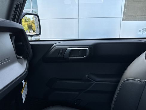 New 2025 Ford Bronco Outer Banks w/ Sasquatch Package image 29