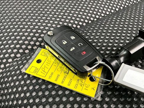 Used 2015 Chevrolet Equinox LT w/ Chrome Appearance Package FWD image 11