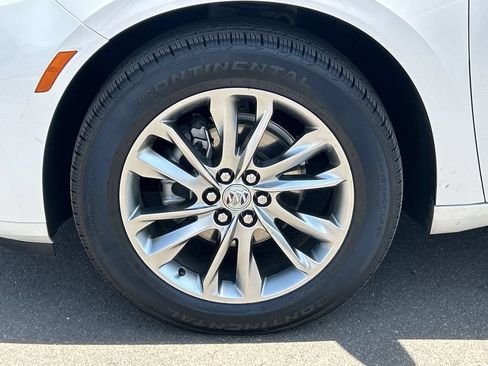 Used 2024 Buick Enclave Avenir w/ Avenir Technology Package FWD image 34