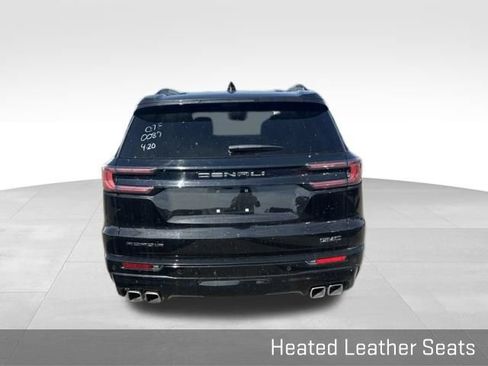 Used 2026 GMC Acadia Denali Ultimate FWD image 9