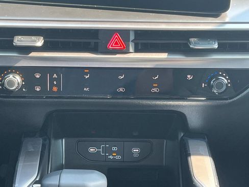 New 2026 Kia Sorento LX image 15