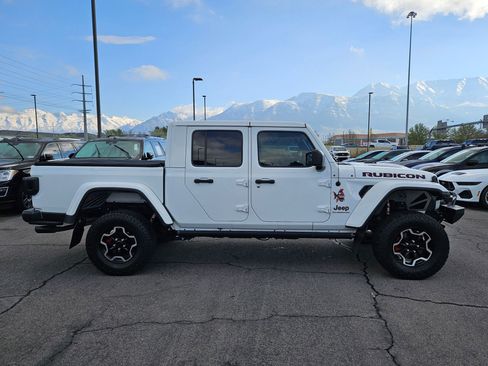Used 2020 Jeep Gladiator Rubicon AWD/4WD image 2