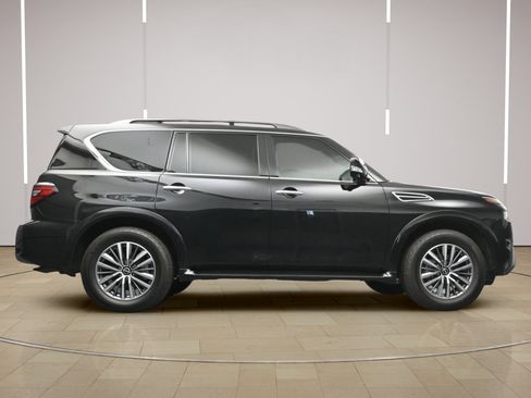 Certified 2023 Nissan Armada SL w/ Cargo Package AWD/4WD image 29
