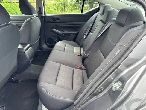 Used 2024 Nissan Altima 2.5 SV FWD image 14