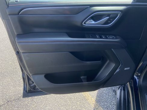 Certified 2022 Chevrolet Tahoe RST w/ Luxury Package AWD/4WD image 23